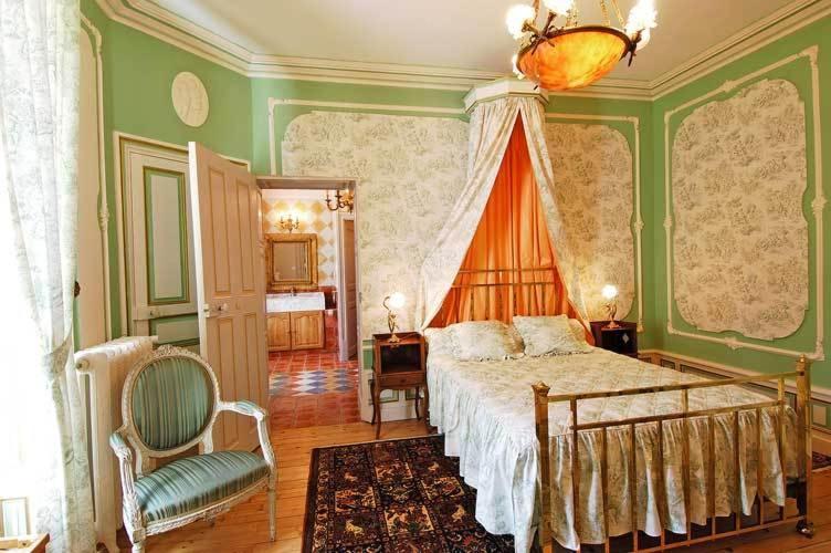 Domaine De Gaudon Bed & Breakfast Ceilloux Rom bilde